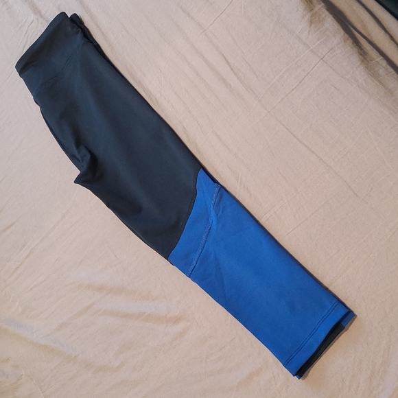 Under Armour heatgear compression cropped legging - Picture 2 of 5